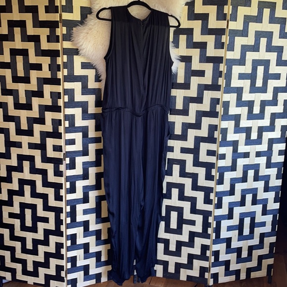 Vince Camuto Hammered Satin Jumpsuit - Picture 3 of 9